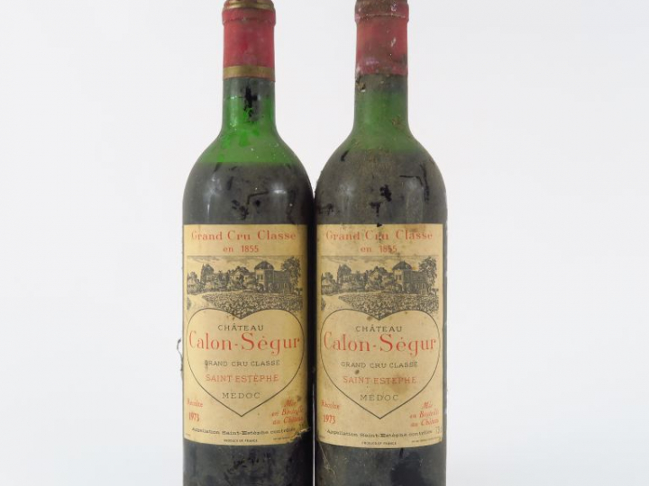 2 BOUTEILLES CHÂTEAU CALON SEGUR GCC ST ESTEPHE - 1973 - 1 MEP/1 BEP/C