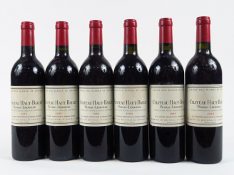 Vente aux enchères 6 BOUTEILLES CHÂTEAU HAUT BAILLY GCC GRAVES - 1989 - 1 BG+
