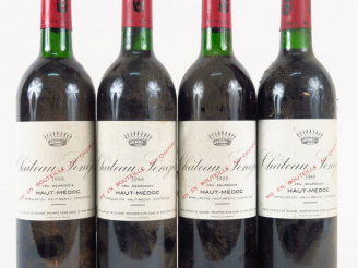 Vente aux enchères 4 BOUTEILLES CHÂTEAU SENEJAC CB HAUT MEDOC - 3 de 1988 1 BG/1 LB - 1 d