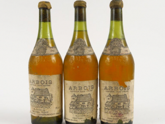 Vente aux enchères 3 BOUTEILLES ARBOIS J.L. TISSOT - 1983 - EA