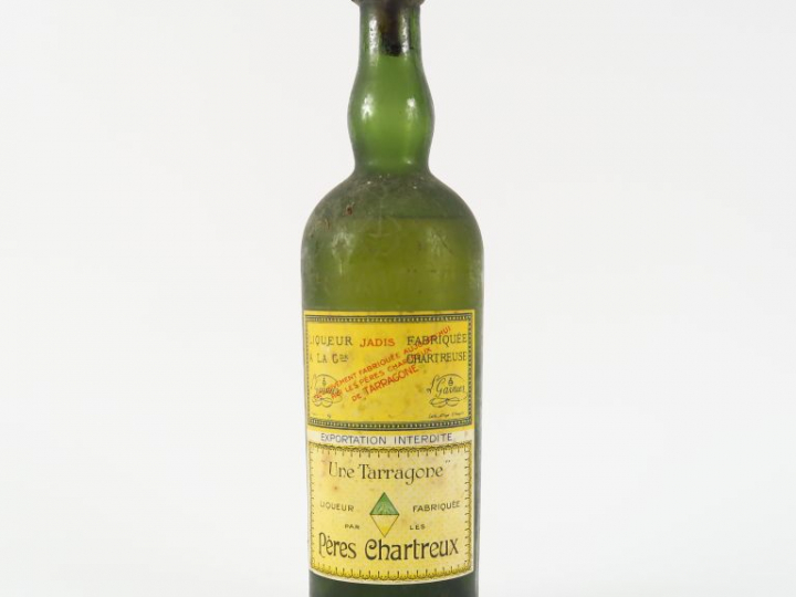 1 BOUTEILLE CHARTREUSE TARRAGONE PERIODE 1932-1935