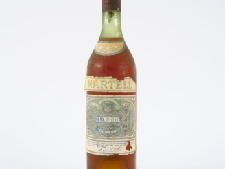 Vente aux enchères 1 VIEILLE BOUTEILLE COGNAC MARTELL ETIQUETTE BLEUE - ELA