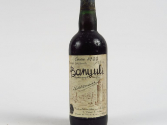 Vente aux enchères 1 BOUTEILLE BANYULS VIDAL ROSSINES - 1966 - PRODUCTION : 3010 BOUTEILL