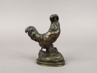 Vente aux enchères CAIN. "Le coq" Sujet en bronze à patine brune. Signé. H. 9,5 cm