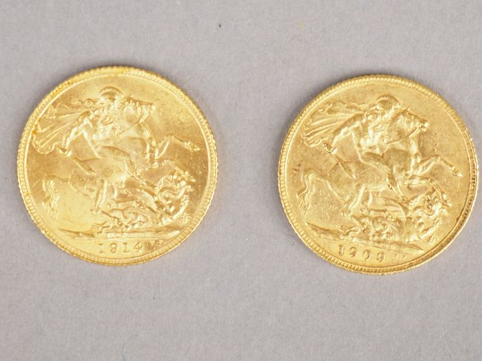 Ensemble comprenant :  - Une pièce Georges V or, 1914. - Une pièce Edo