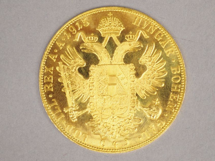 Une pièce de 4 Ducats or François-Joseph 1er. FRAIS ACHETEUR : 5% TTC