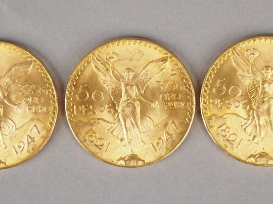 Trois pièces de 50 Pesos or. FRAIS ACHETEUR : 5% TTC