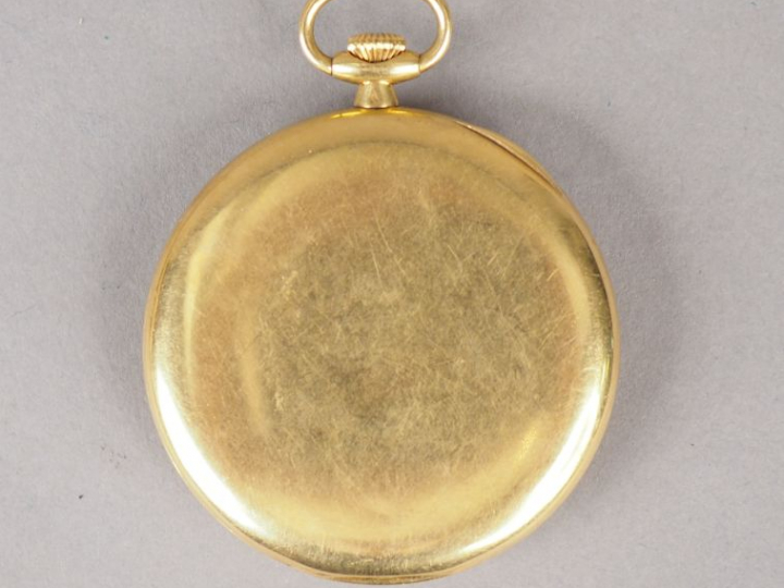 LONGINES.  Montre de gousset en or jaune. Numérotée. 3848644 Diam. san