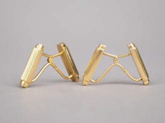 Vente aux enchères Paire de boutons de manchettes en or jaune.  Poids. 5,19 g