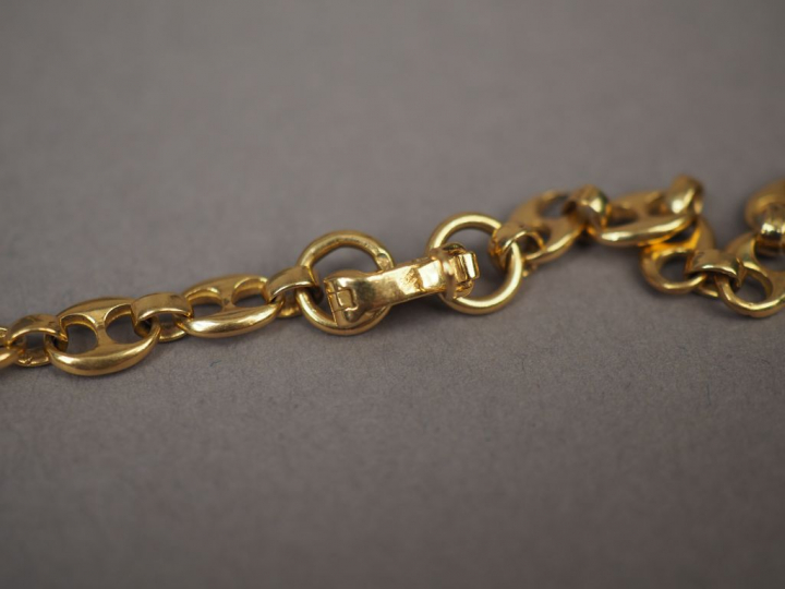 Collier en or jaune, maille grains de café.  Long. 69,5 cm  Poids. 36,