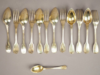 Vente aux enchères Suite de six couverts à entremet en vermeil, poinçon Vieillard, modèle