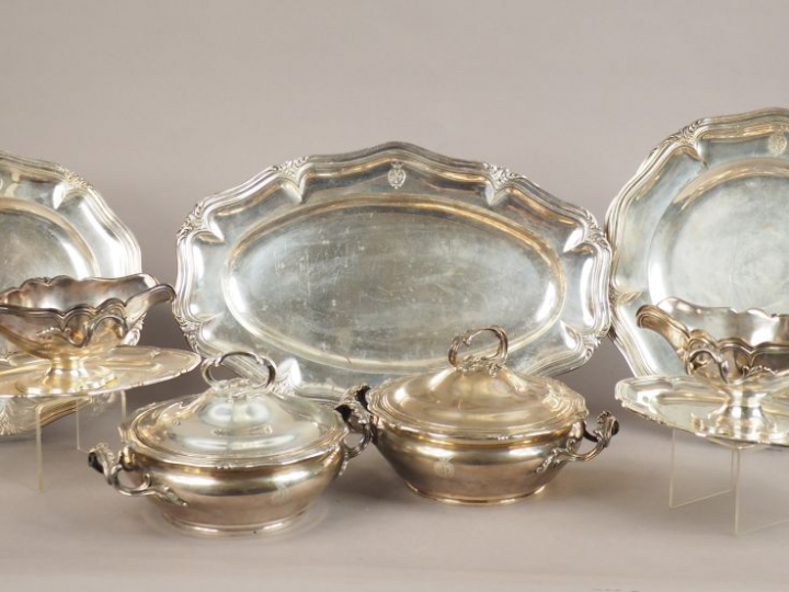 Ensemble de pièces de forme de style Louis XV en argent, poinçon Miner