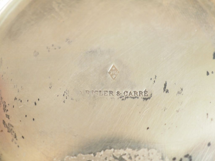 Vase en argent, poinçon Minerve, à décor de frises.  M.O : Risler   Ca