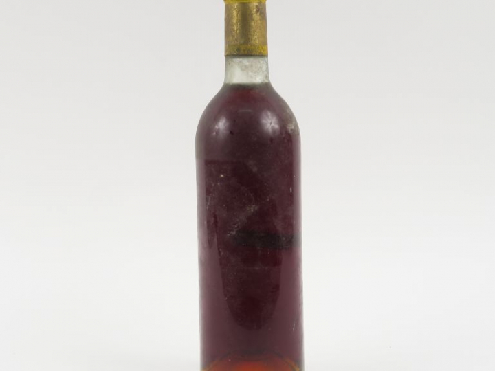 1 BOUTEILLE CHÂTEAU D'YQUEM 1er CCS SAUTERNES - 1956 - BG/SE/MILLESIME