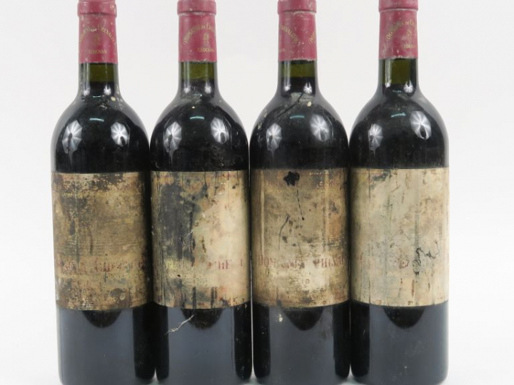 4 BOUTEILLES DOMAINE DE CHEVALIER GCC GRAVES - 1993 - ETA/MILLESIME SU