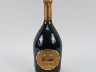 Vente aux enchères 1 BOUTEILLE CHAMPAGNE RUINART ROSE - COFFRET