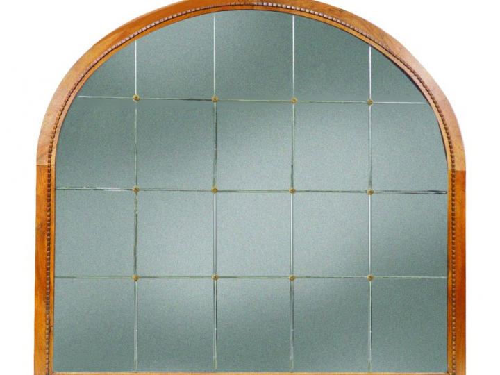 Grand miroir 1930 en bois, à décor de cabochons. 150 x 160 cm.
