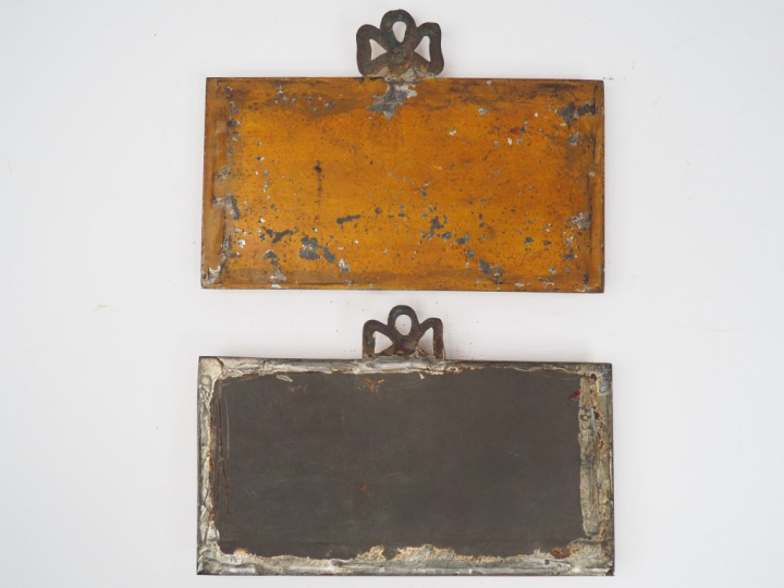 Paire de plaques en marqueterie de marbre polychrome avec inscriptions