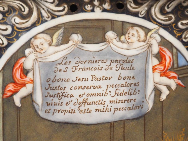 Plaque en émail peint polychrome représentant Saint François de Paul e