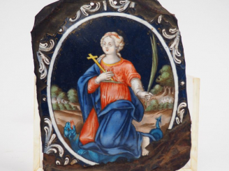 Vente aux enchères 	Plaque en émail peint polychrome représentant sainte Marguerite. Cont