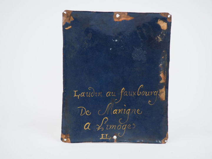 Plaque en émail peint polychrome avec rehauts de dorure représentant s