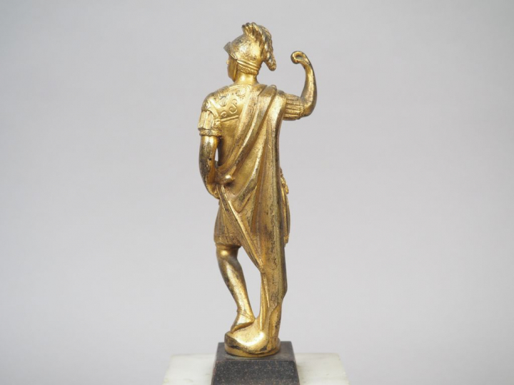Mars en bronze doré. Italie, XVIIème siècle. Hauteur : 14 cm  Soclé. E