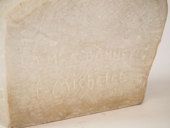 	F. MICHELET « Portrait de Rosa Mystica » Sculpture en marbre blanc de