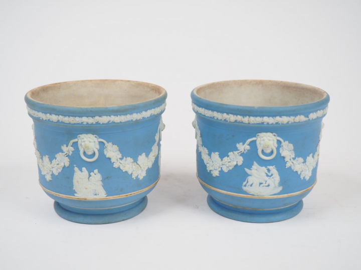 Paire de cache-pots en Wedgwood. H. 9 cm