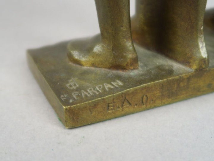 Ferdinand PARPAN "Petit couple marchant dans la vie" Groupe en bronze.