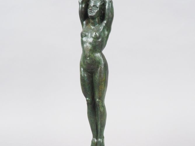 Ferdinand PARPAN "Jeune femme nue" Sculpture en bronze à patine verte.