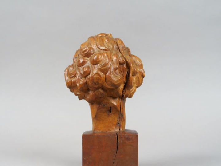 Ferdinand PARPAN "Beethoven" Sujet en bois sculpté.  Signé.  H. 23 cm 