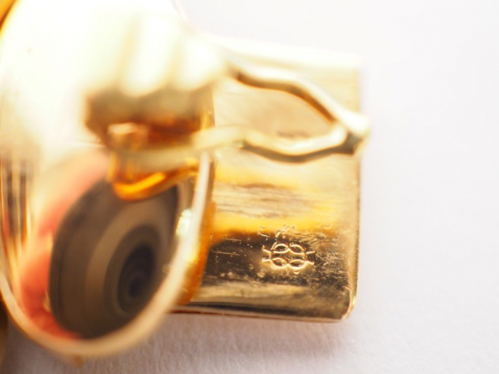 Bracelet articulé en or jaune.  Long. 18 cm  Poids. 55.44 g