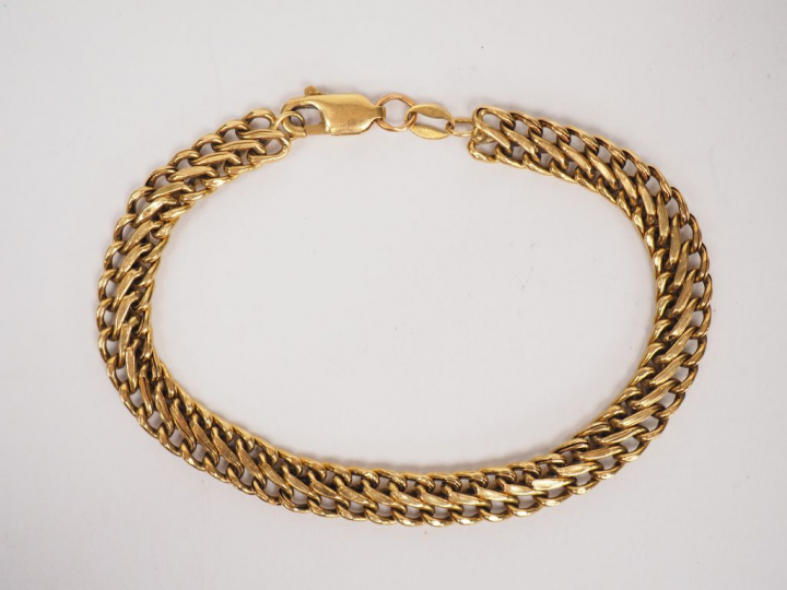 Bracelet en or jaune, maille souple.  Long. 15,5 cm Poids. 5,76 g