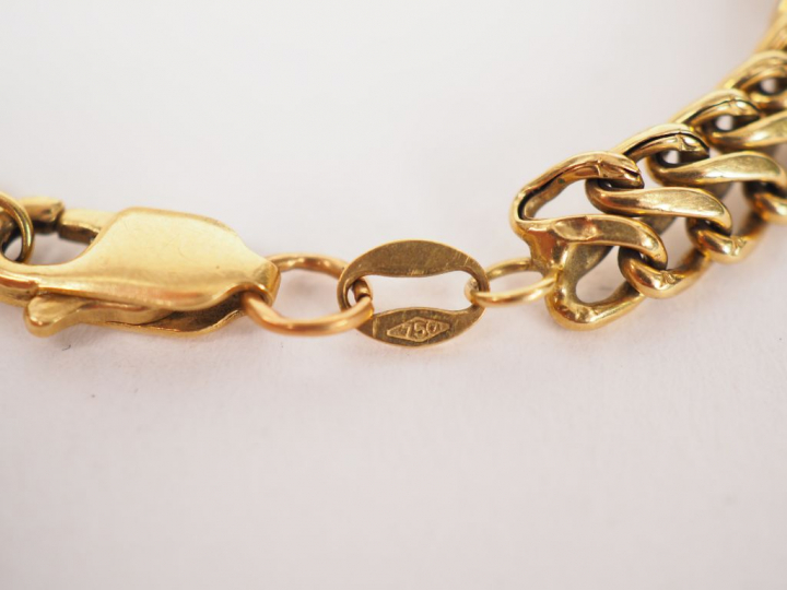 Bracelet en or jaune, maille souple.  Long. 15,5 cm Poids. 5,76 g