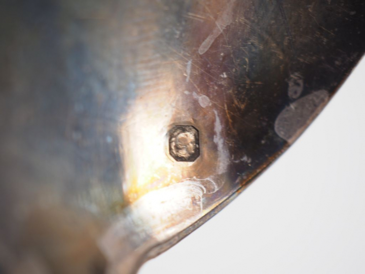 Quatre cuillères en argent, poinçon Minerve, modèle uniplat. Poids. 28