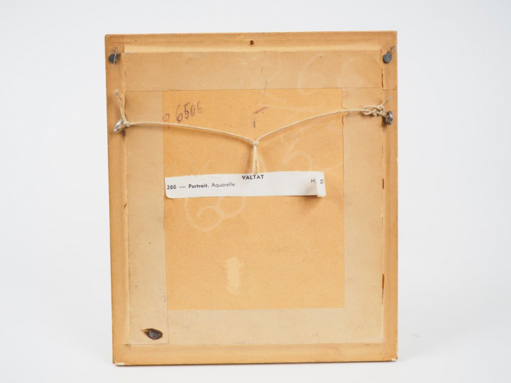 VALTAT. (attribué). 'Portrait de femme'. Aquarelle. Dim. : 9 x 6 cm.