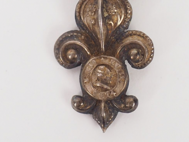 Décoration du lys en argent, couronne mobile de 35mm de haut, fleur de