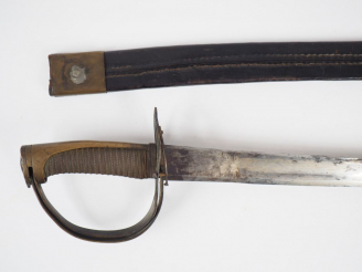 Vente aux enchères Joli sabre révolutionnaire à garde tournante « à la Montmorency », lam