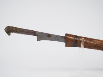 Vente aux enchères Très grande Flissa algérienne (Kabyle) de 1003 mm de long, lame incrus