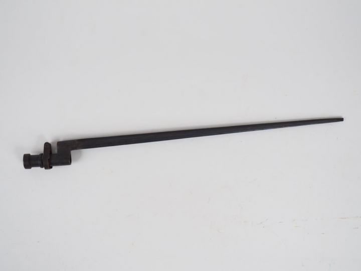 Baionnette réglementaire russe pour fusil Mosin-Nagant, modèle 1891 ve