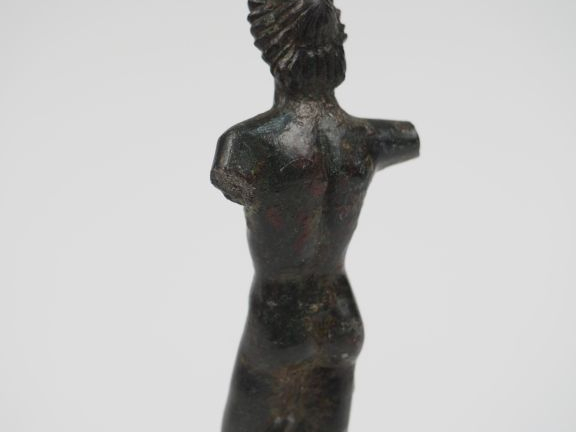 Statuette en bronze représentant un homme nu. Gaule (à rapprocher des 