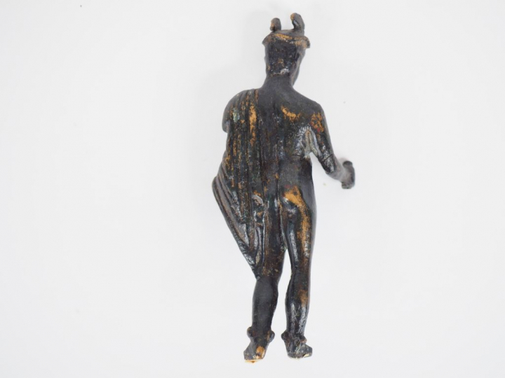 Statuette en bronze du dieu romain Mercure. H. : 10 cm.