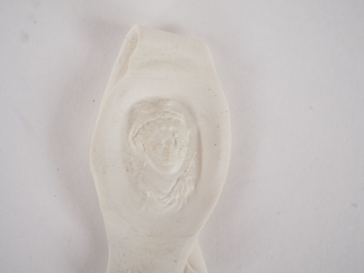 Intaille nicolo (agate ou pâte de verre à deux couches, ici bleue et n