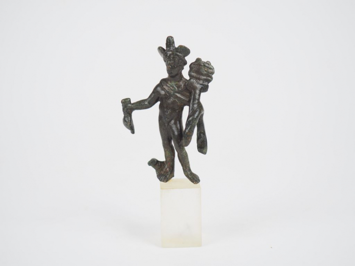 Statuette en bronze du dieu Hermès. Ier-IIIe s. apr. J.-C. H. : 7.4 cm