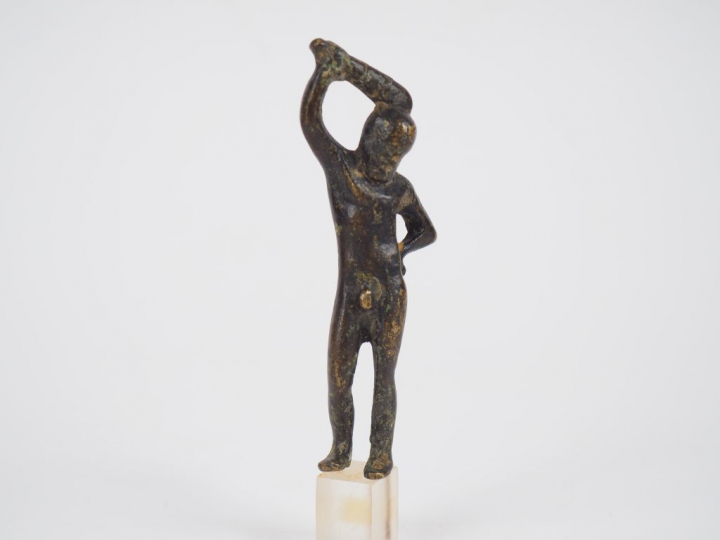 Statuette en bronze d’Héraclès/Hercule d’après l’antique. H. : 12.5 cm
