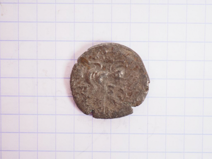 Gaule. Coriosolites. Statère en billon. Ier s. av. J.-C. A/ Tête styli