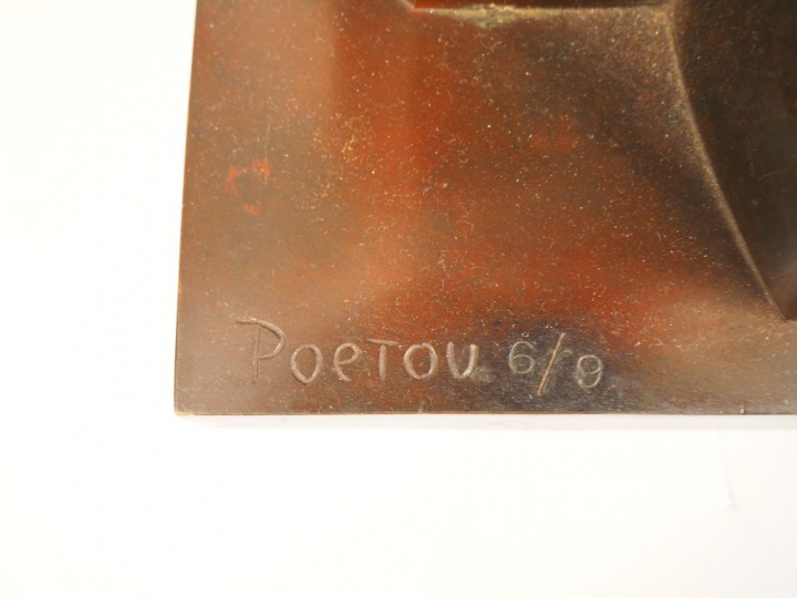 Emile-François POETOU  "Nu debout" Grande sculpture en bronze.  Signée