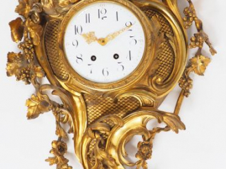 Vente aux enchères Cartel Napoléon III de style Louis XV en bronze doré à décor d'amours,