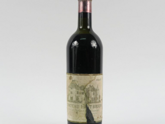 Vente aux enchères 1 BOUTEILLE CHÂTEAU HAUT BRION 1er GCC GRAVES - 1947 - HEP-MEP/EA