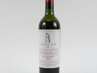 Vente aux enchères 1 BOUTEILLE CHÂTEAU LATOUR 1er GCC PAUILLAC - 1949 - MEP/CAPSULE AB et